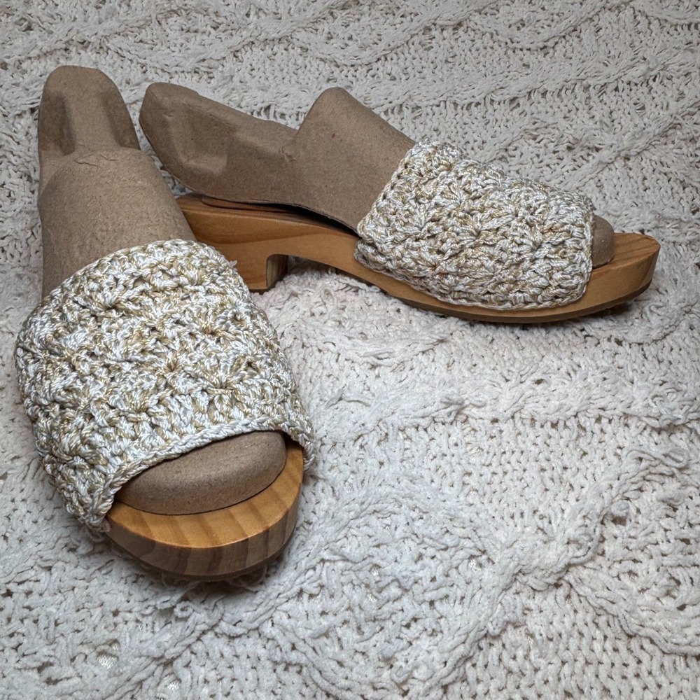 The Sak Womens Crochet Wood Platform Slide Sandals Beige Cream Clogs Size 9